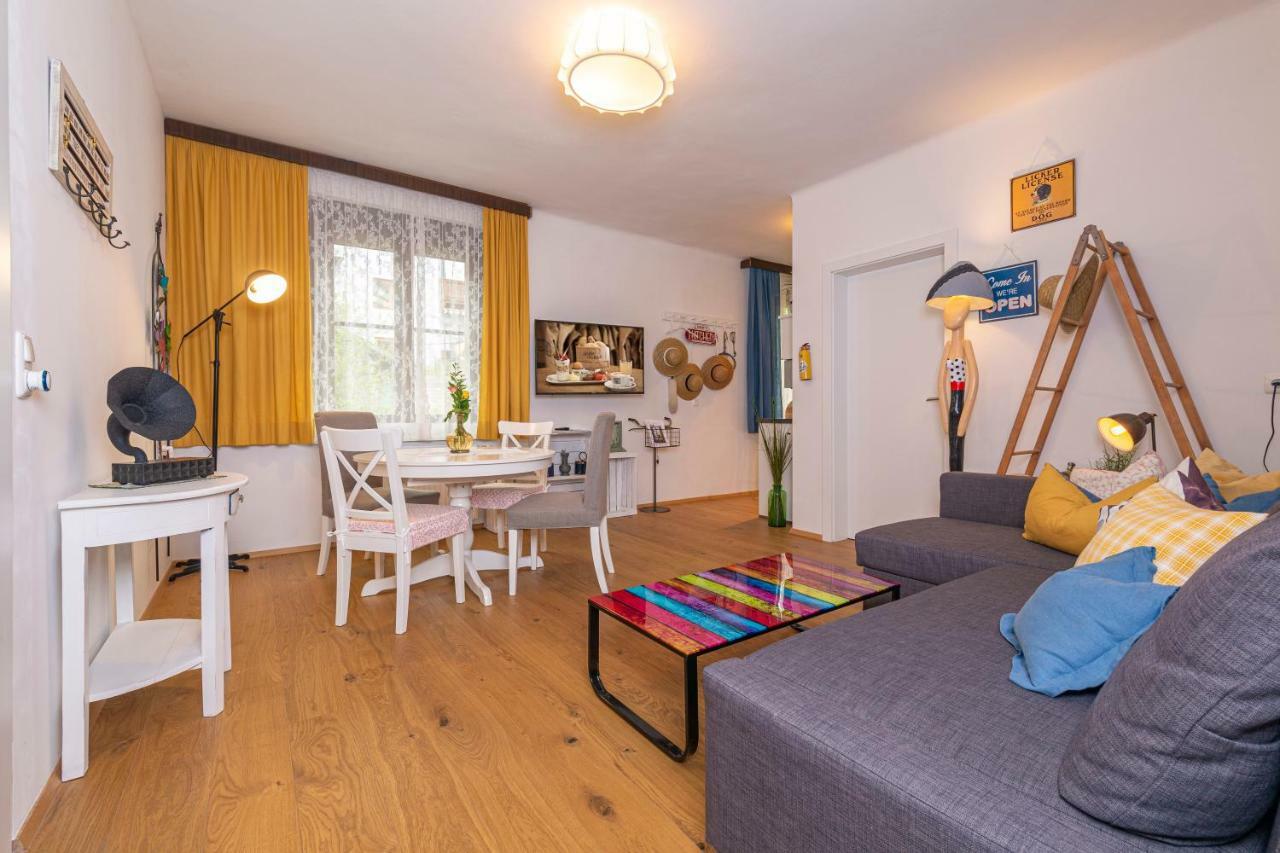 Ferienwohnung Kaffeewerkstatt Saint Wolfgang Szoba fotó
